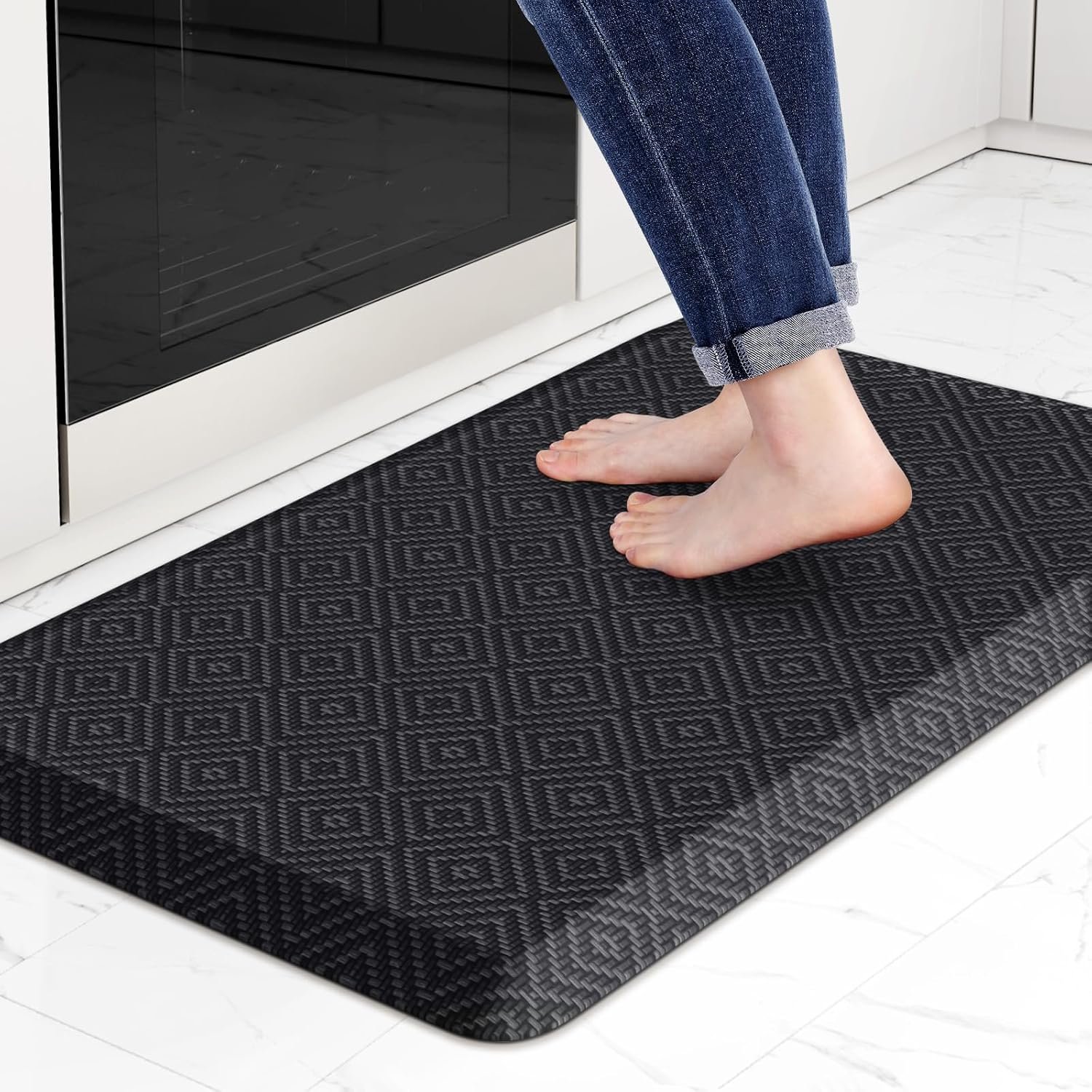 Mattitude 4/5 Inch Thick Kitchen Mat Cushioned Anti-Fatigue Floor Mat Water Resistant Non-Slip Mats and Rugs Standing and Comfort Desk Mats for House Sink Office Laundry (Black, 17.3″x28″)